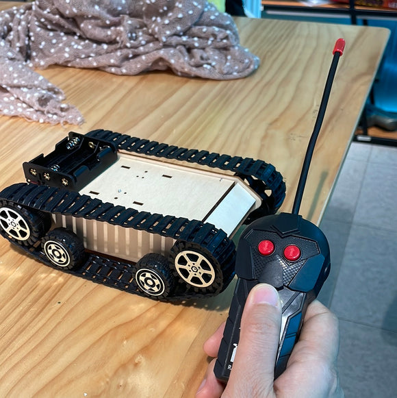 Remote-CControlled Assembly Tank - STEM Supplies - Science Experiment Educational Kit for Children's Technology DIY